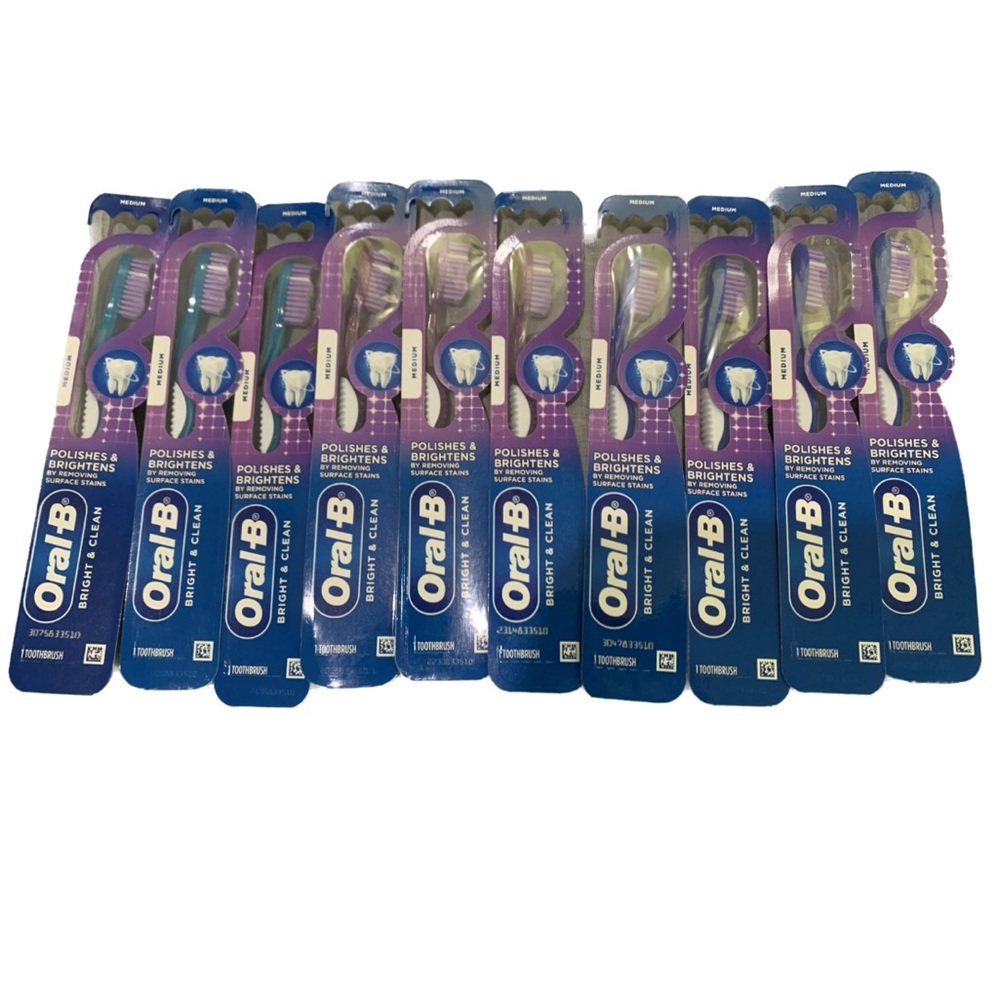 Oral-B Bright & Clean Toothbrushes - Medium